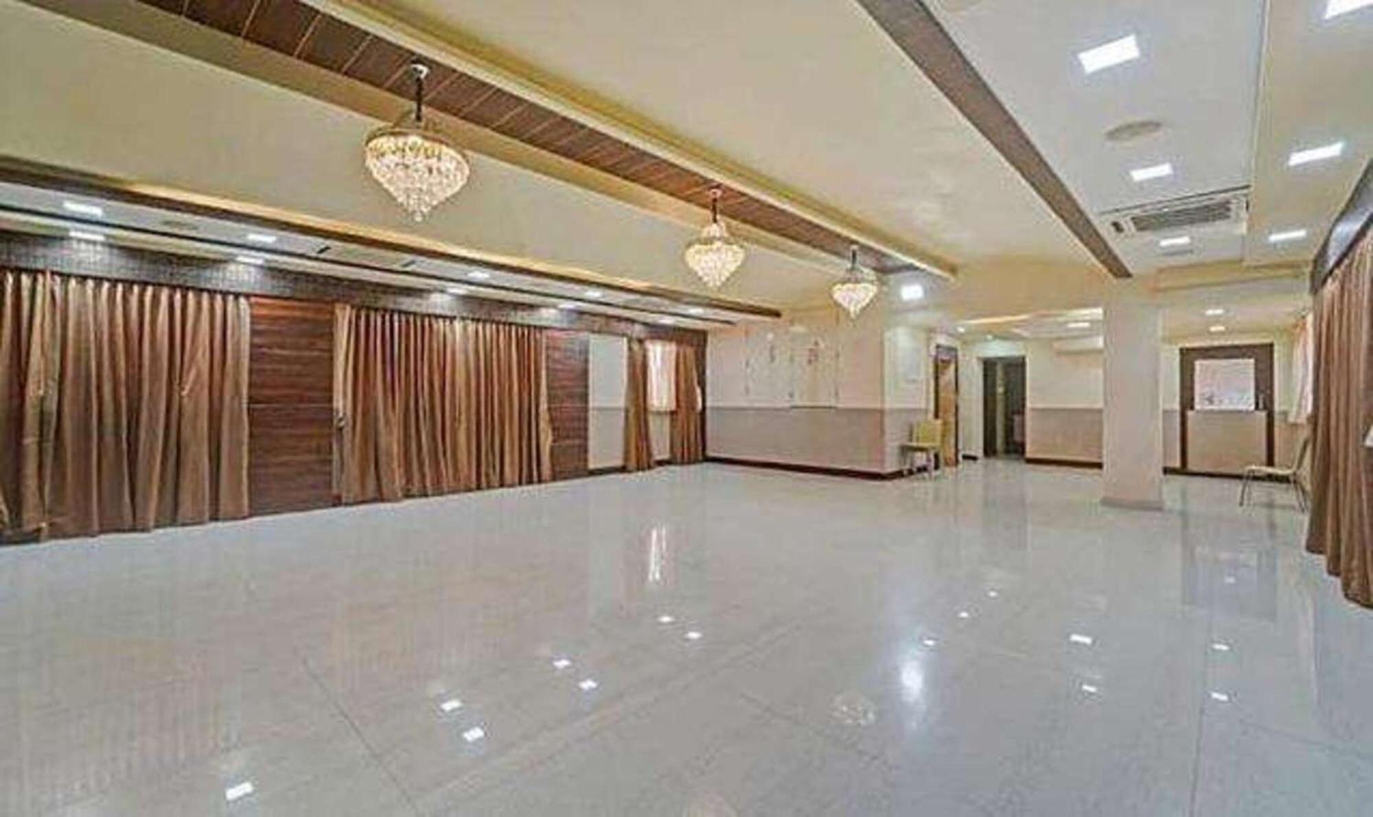 Fabhotel Chennai Palace - Nr Parry'S Corner Zewnętrze zdjęcie